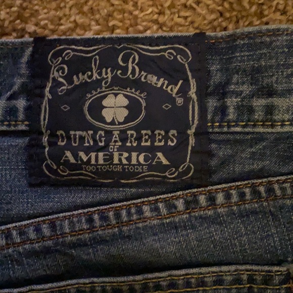 Used Lucky Brand Jeans - Picture 2 of 4